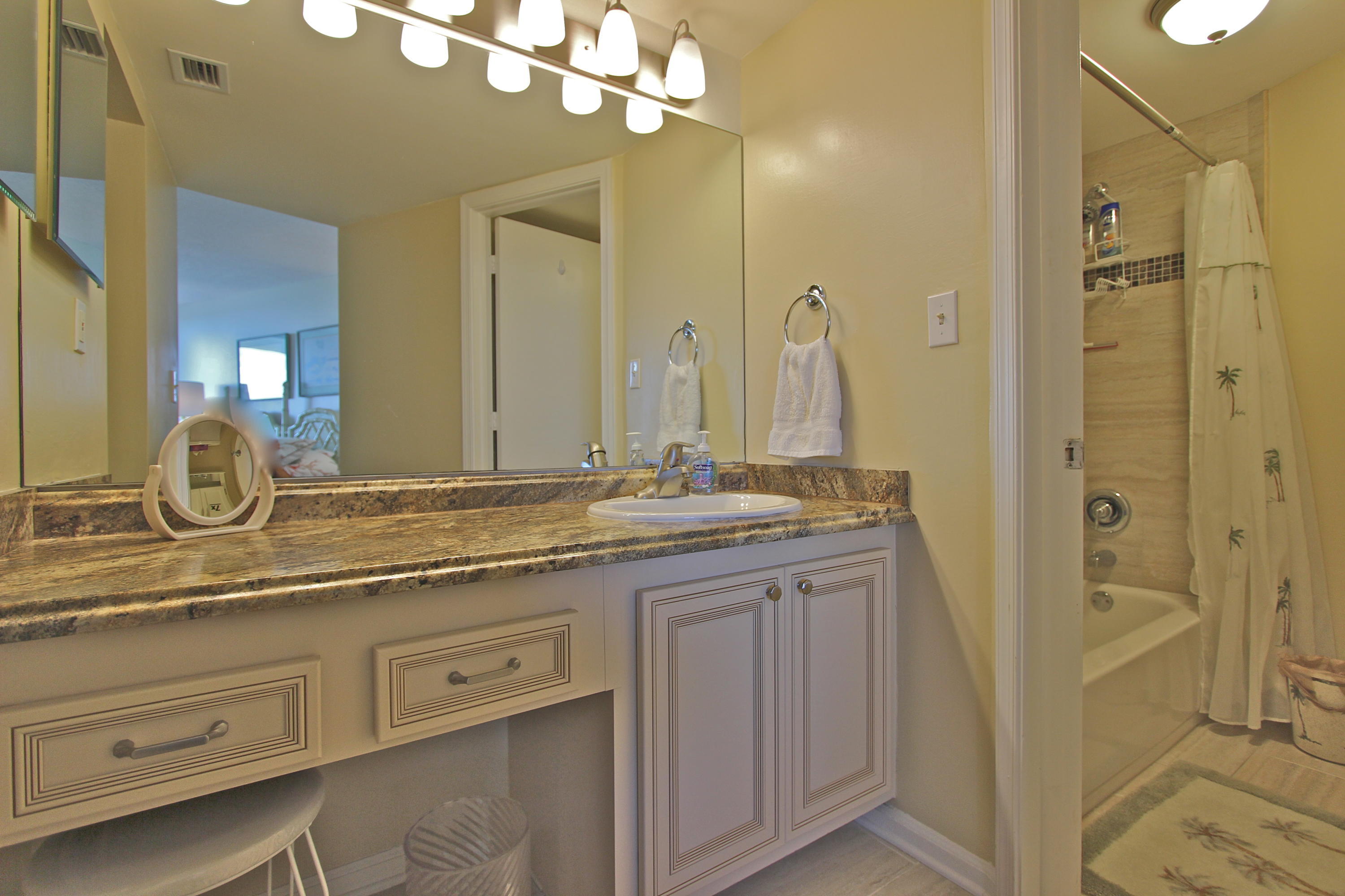 5420 North Ocean Avenue, Unit 1006 Singer Island, FL 33404 - Photo 27 of 44 Master Bath
