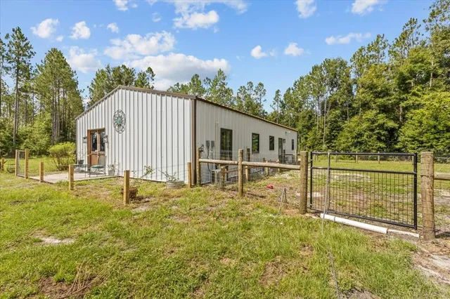 $489,900 | 631 Northwest 172nd Lane, Trenton, FL 32693