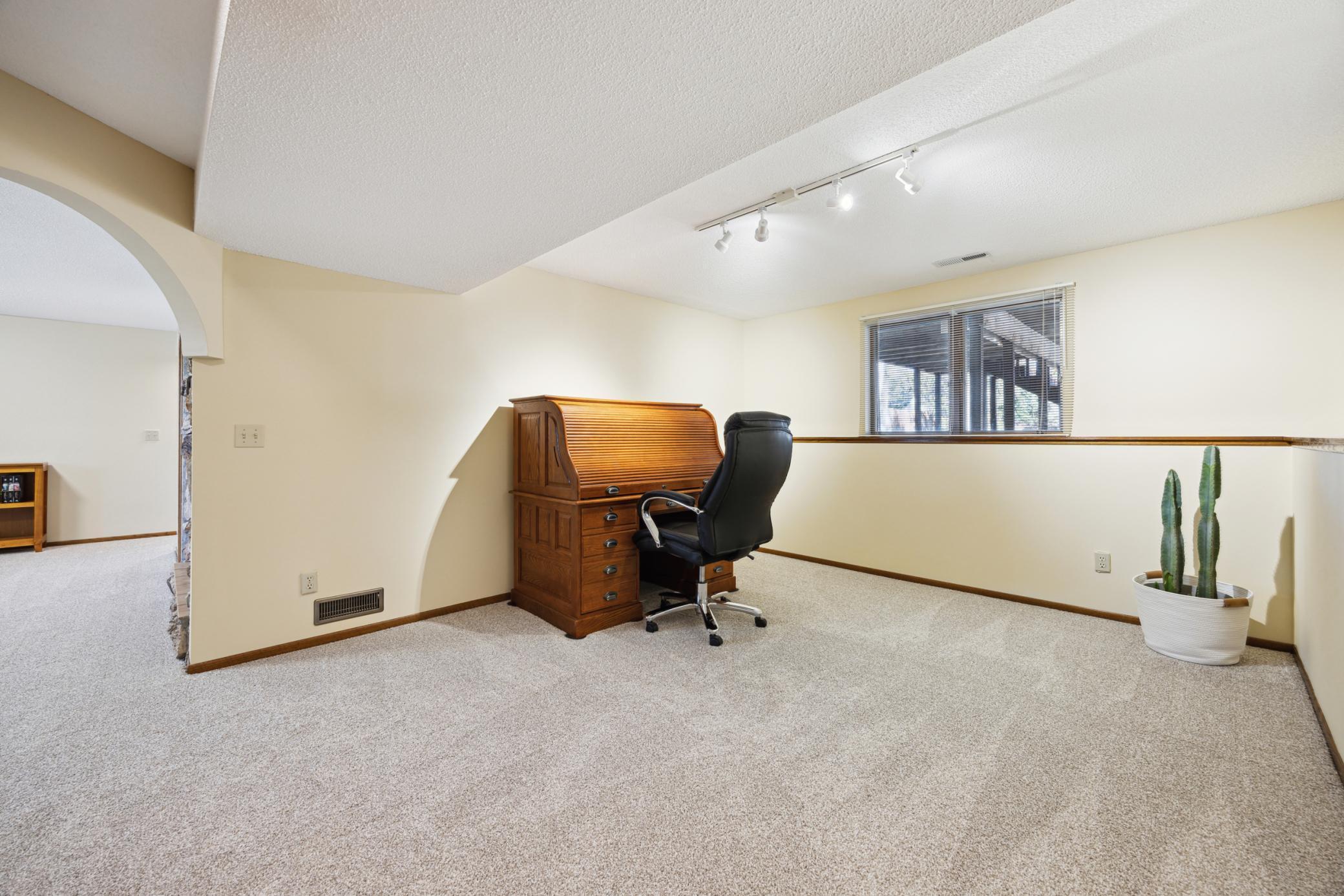 303 Snail Lake Road Shoreview, MN 55126 - Photo 19 of 35 Gallery Image 19
