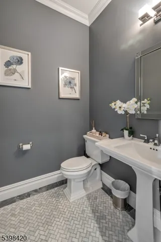 $14,500 | 7 West Serafin Way, Montville, NJ 07082