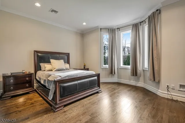 $14,500 | 7 West Serafin Way, Montville, NJ 07082