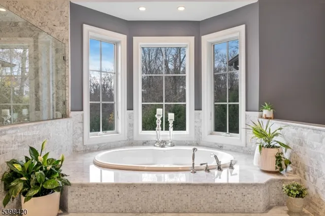 $14,500 | 7 West Serafin Way, Montville, NJ 07082