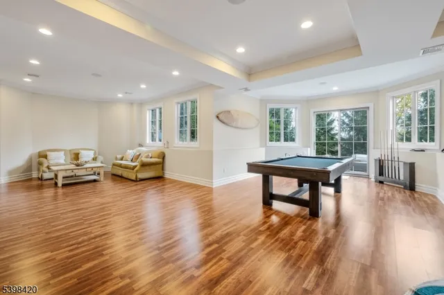 $14,500 | 7 West Serafin Way, Montville, NJ 07082