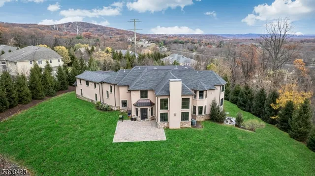 $14,500 | 7 West Serafin Way, Montville, NJ 07082