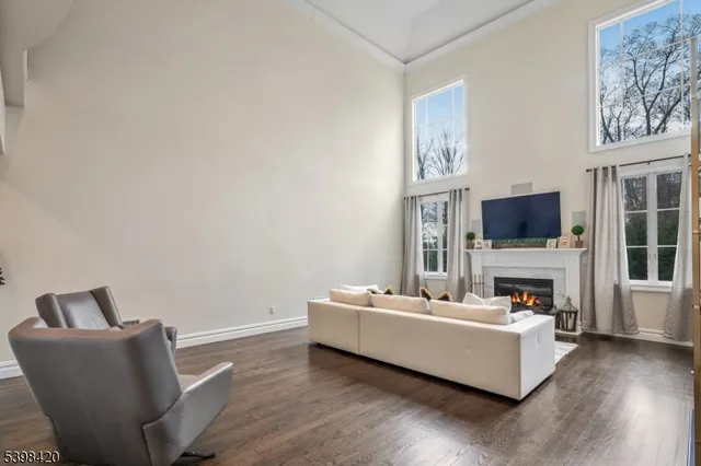 $14,500 | 7 West Serafin Way, Montville, NJ 07082