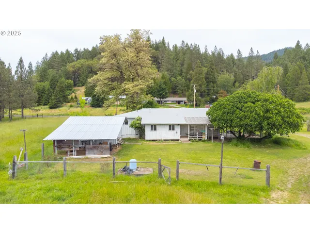$399,000 | 12804 Tiller Trail Highway, Days Creek, OR 97429