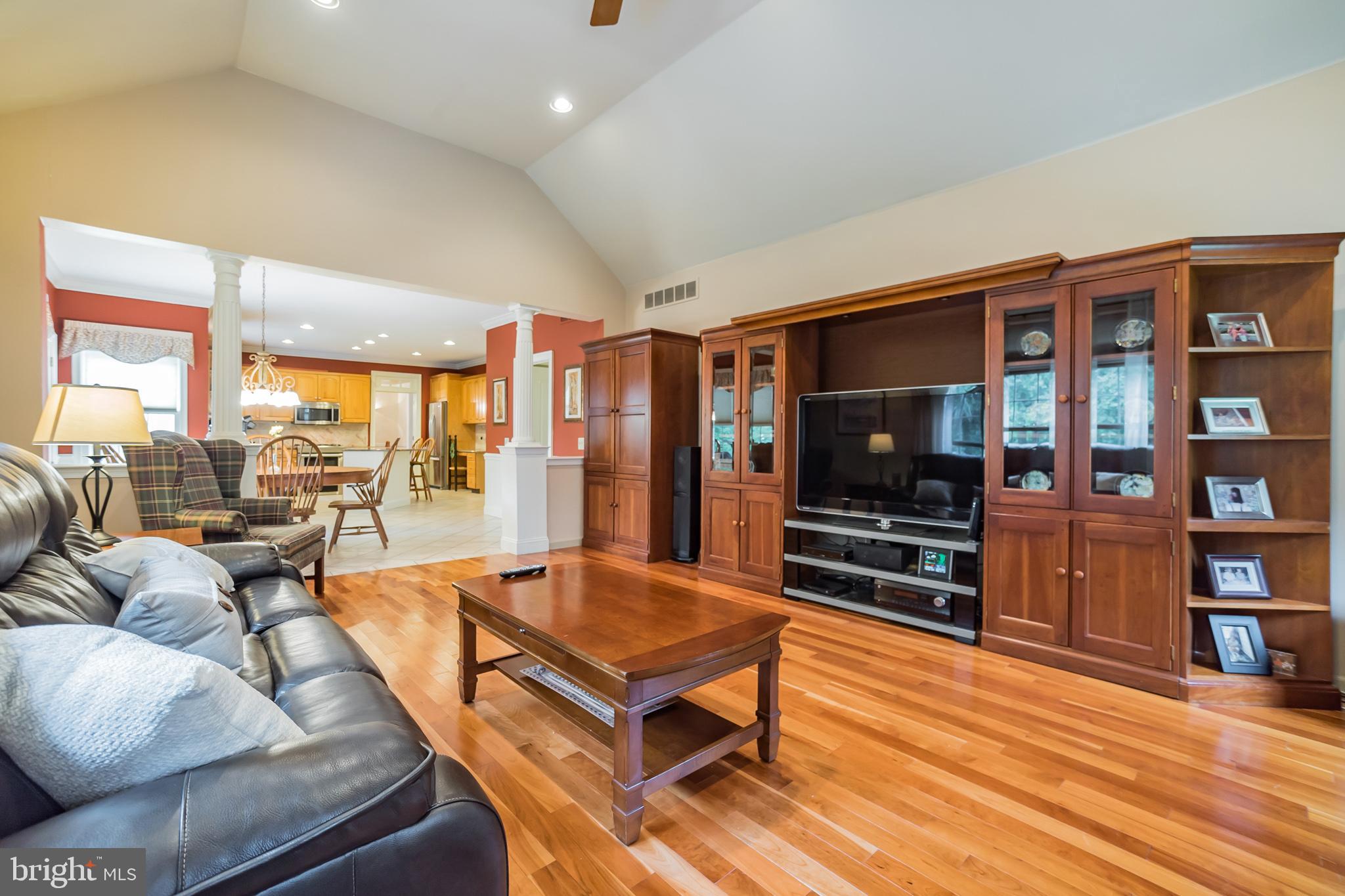 850 Wooded Pond Road Ambler, PA 19002 - Photo 13 of 34 High Ceilings throughout