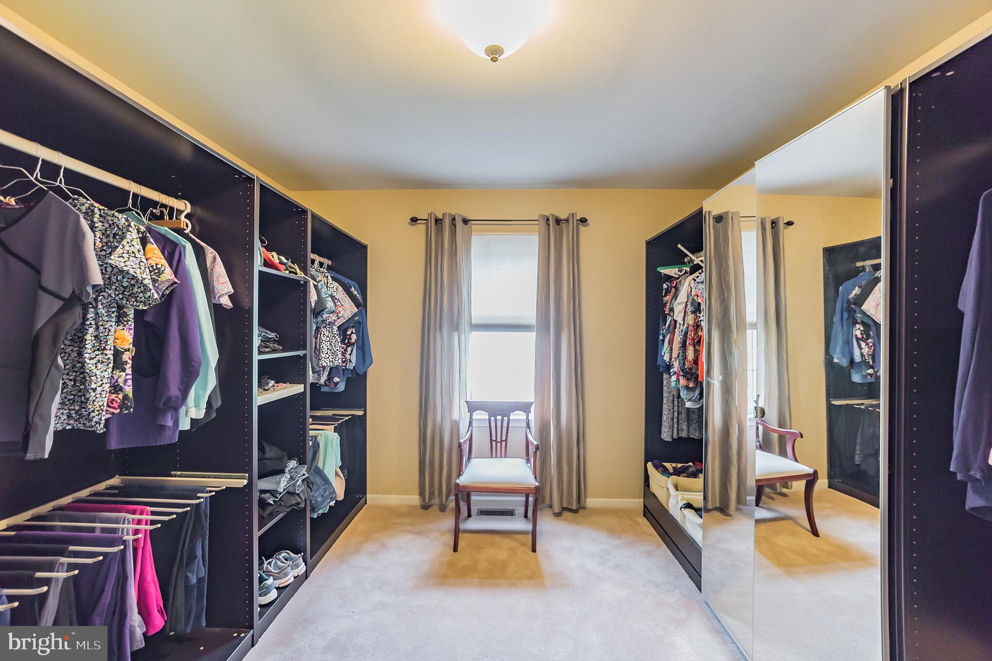 850 Wooded Pond Road Ambler, PA 19002 - Photo 20 of 34 Over sized walk in closet