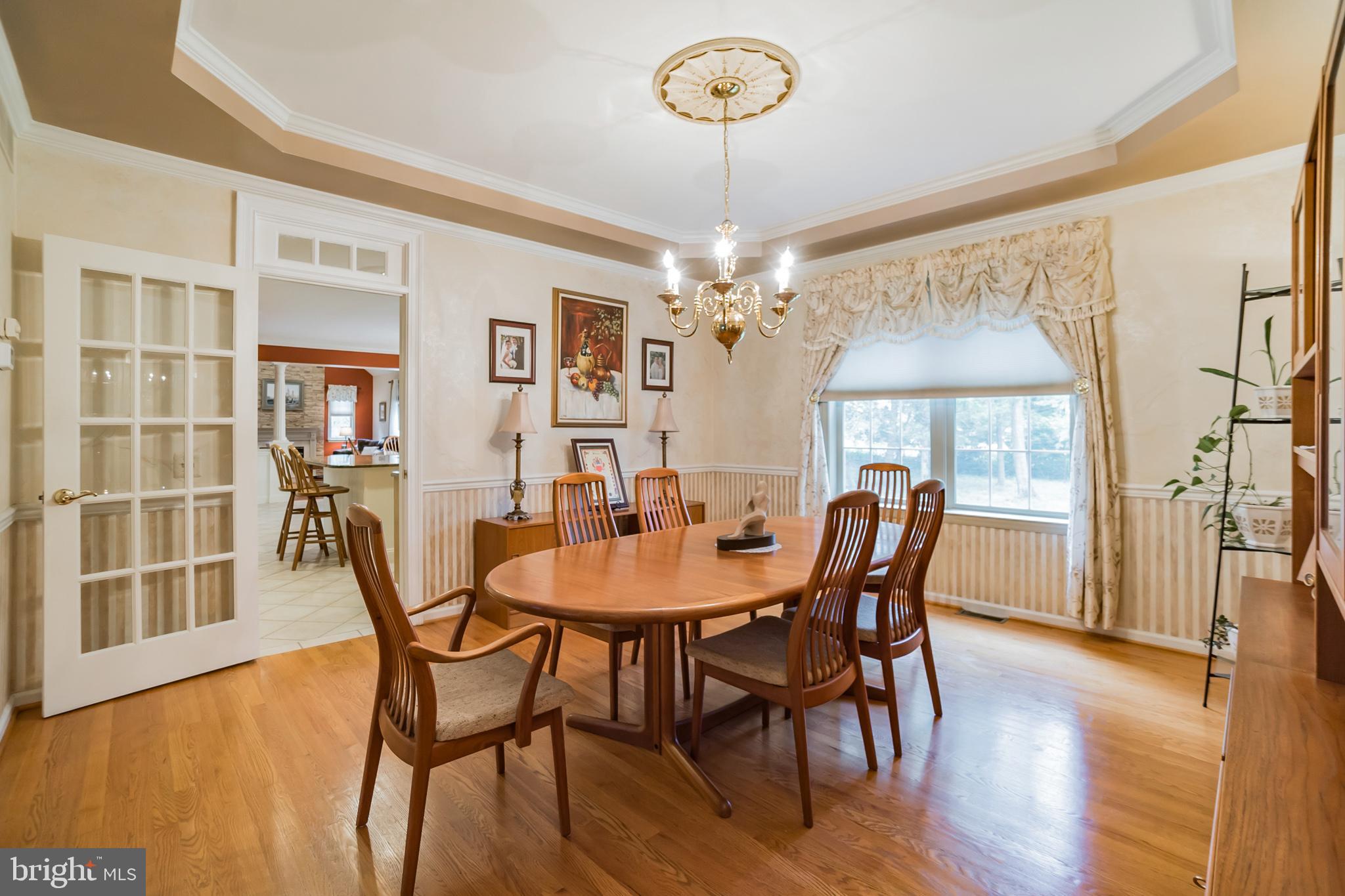 850 Wooded Pond Road Ambler, PA 19002 - Photo 6 of 34 Formal Dining room with tray ceiling