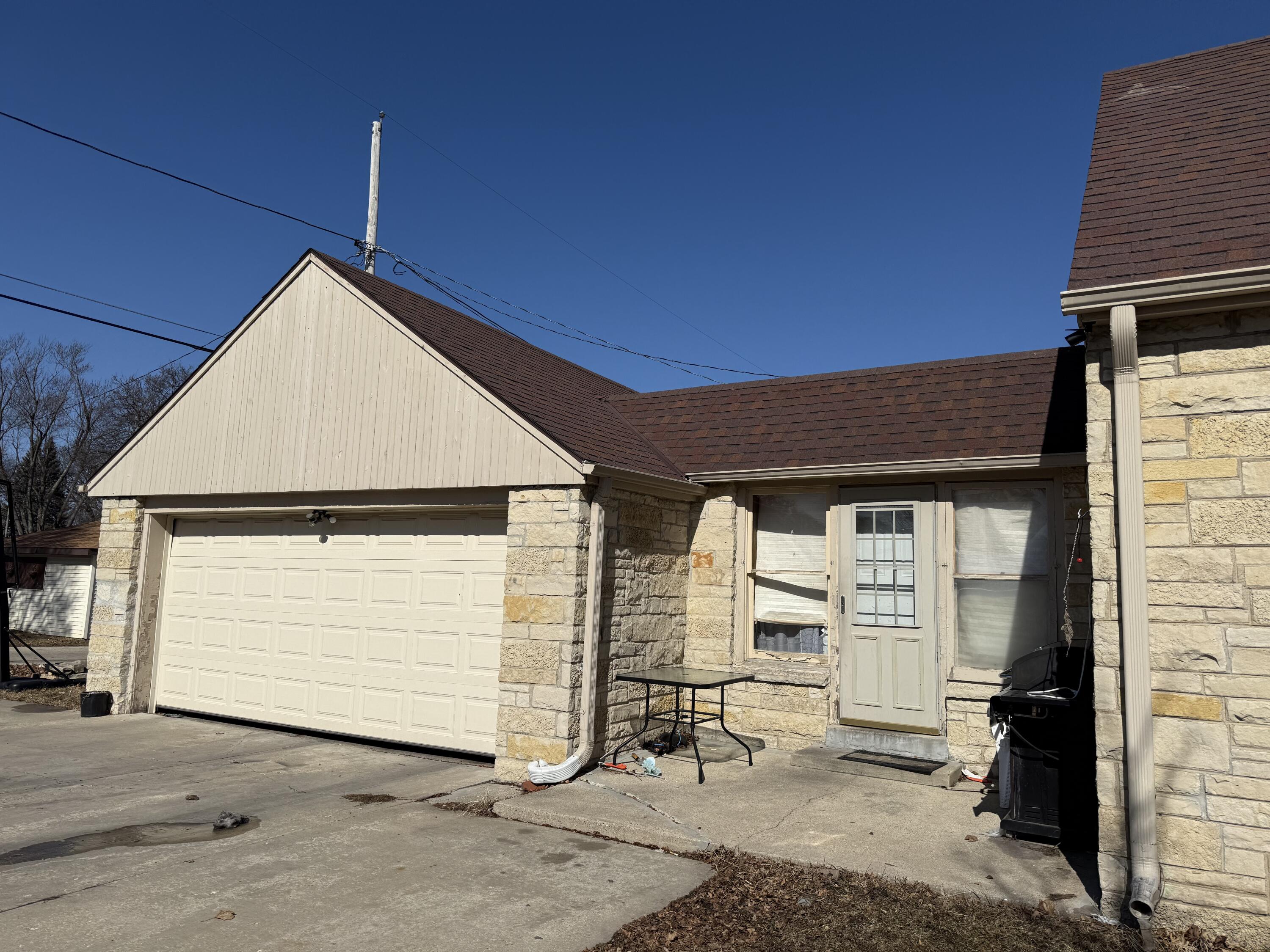 4901 North 65th Street Milwaukee, WI 53218 - Photo 2 of 30 IMG_4782