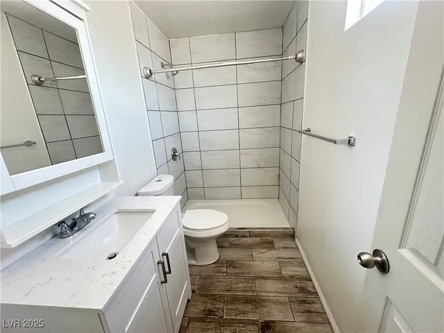 $1,745 | 501 Slayton Drive, Las Vegas, NV 89107