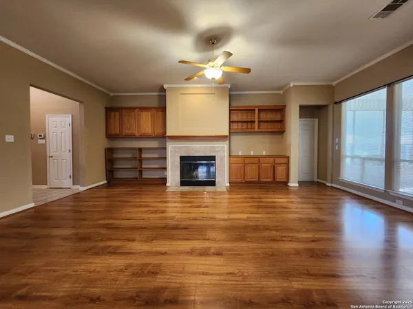 $2,395 | 1771 Oak Glen, New Braunfels, TX 78132