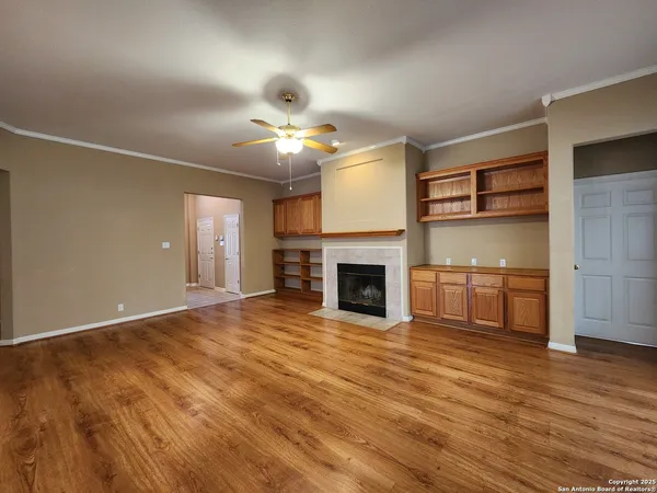 $2,395 | 1771 Oak Glen, New Braunfels, TX 78132