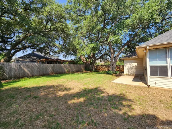 $2,395 | 1771 Oak Glen, New Braunfels, TX 78132