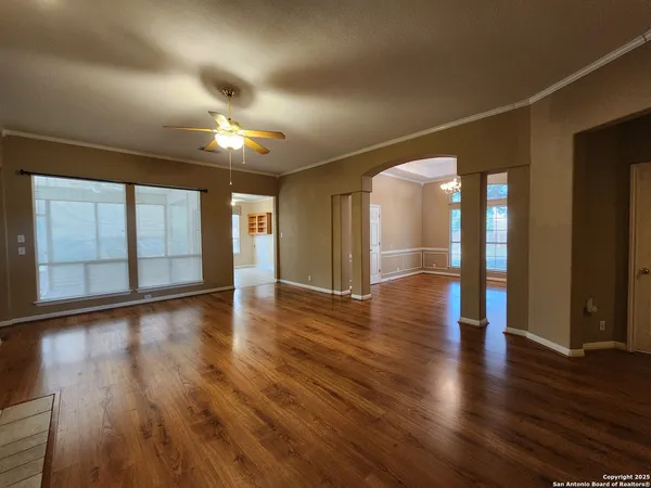 $2,395 | 1771 Oak Glen, New Braunfels, TX 78132