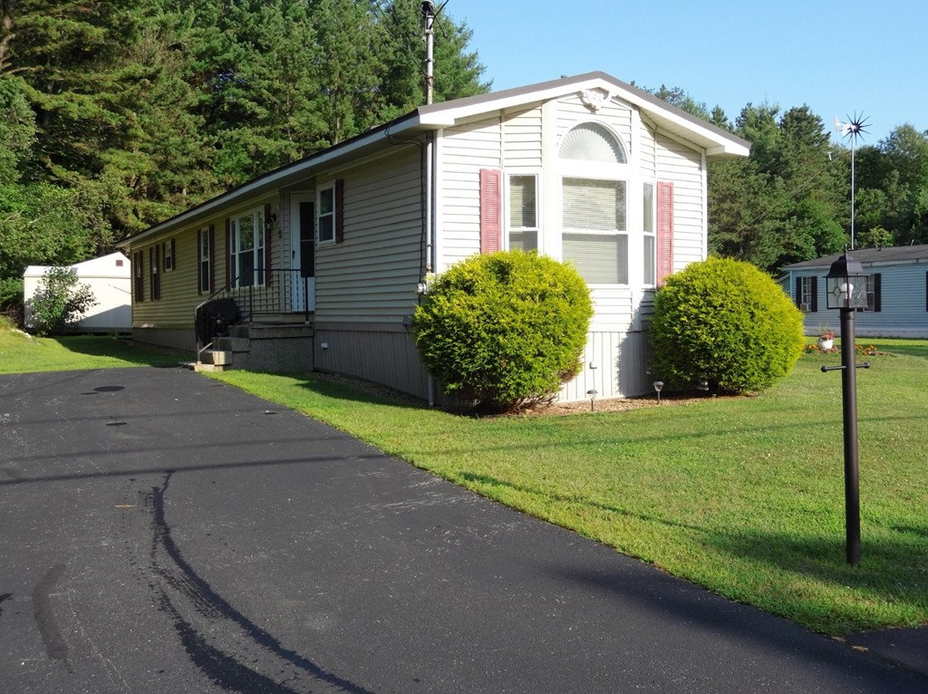 406 Palmer Road Ware, MA 01082 - Photo 2 of 20 Gallery Image 2