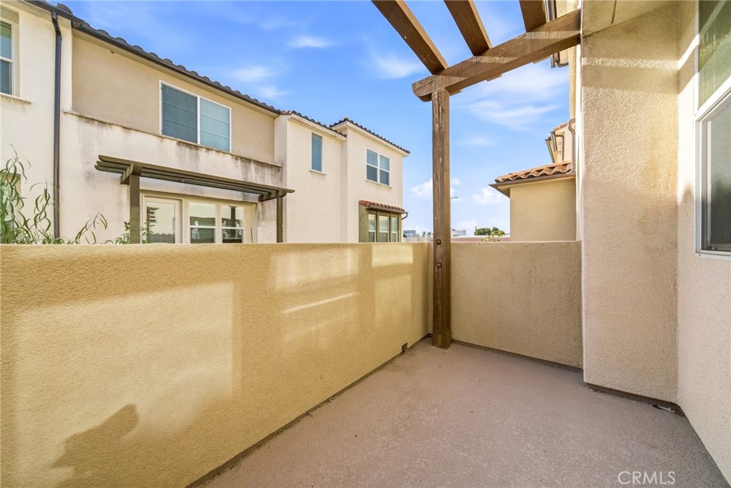 11130 Legion Loop, Unit 105 El Monte, CA 91731 - Photo 13 of 49 a view of a large building