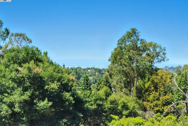 $4,000 | 81 Mountain Valley, Oakland, CA 94605