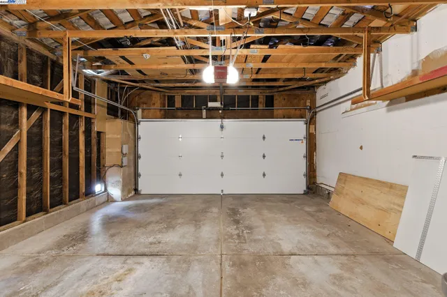 $4,000 | 81 Mountain Valley, Oakland, CA 94605