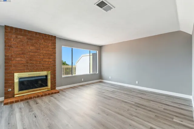 $4,000 | 81 Mountain Valley, Oakland, CA 94605