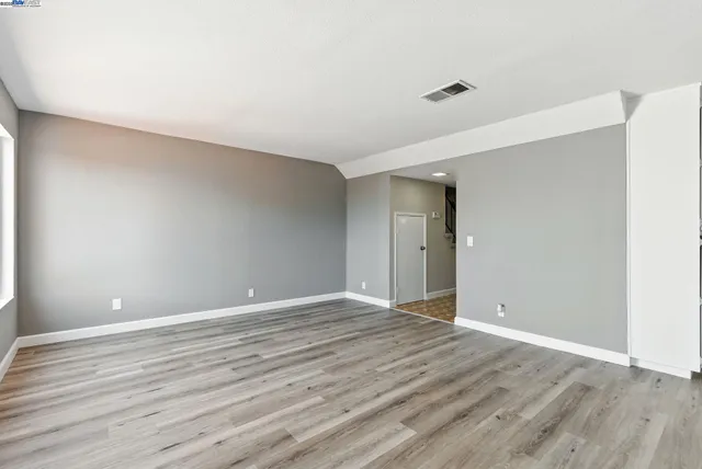 $4,000 | 81 Mountain Valley, Oakland, CA 94605