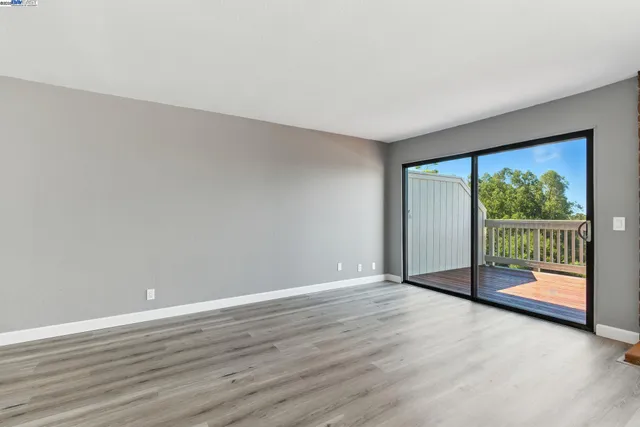 $4,000 | 81 Mountain Valley, Oakland, CA 94605