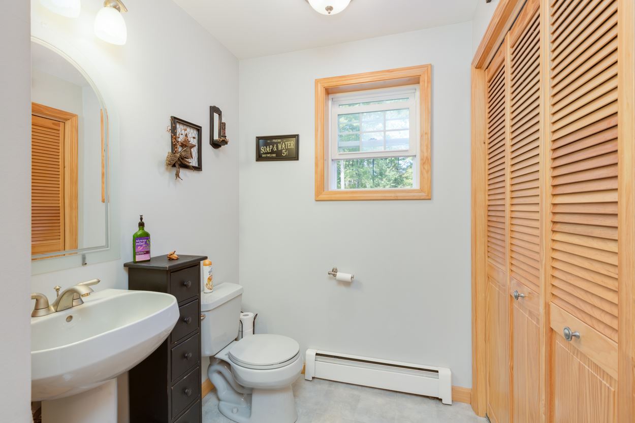17 Shattigee Road Chester, NH 03036 - Photo 20 of 39