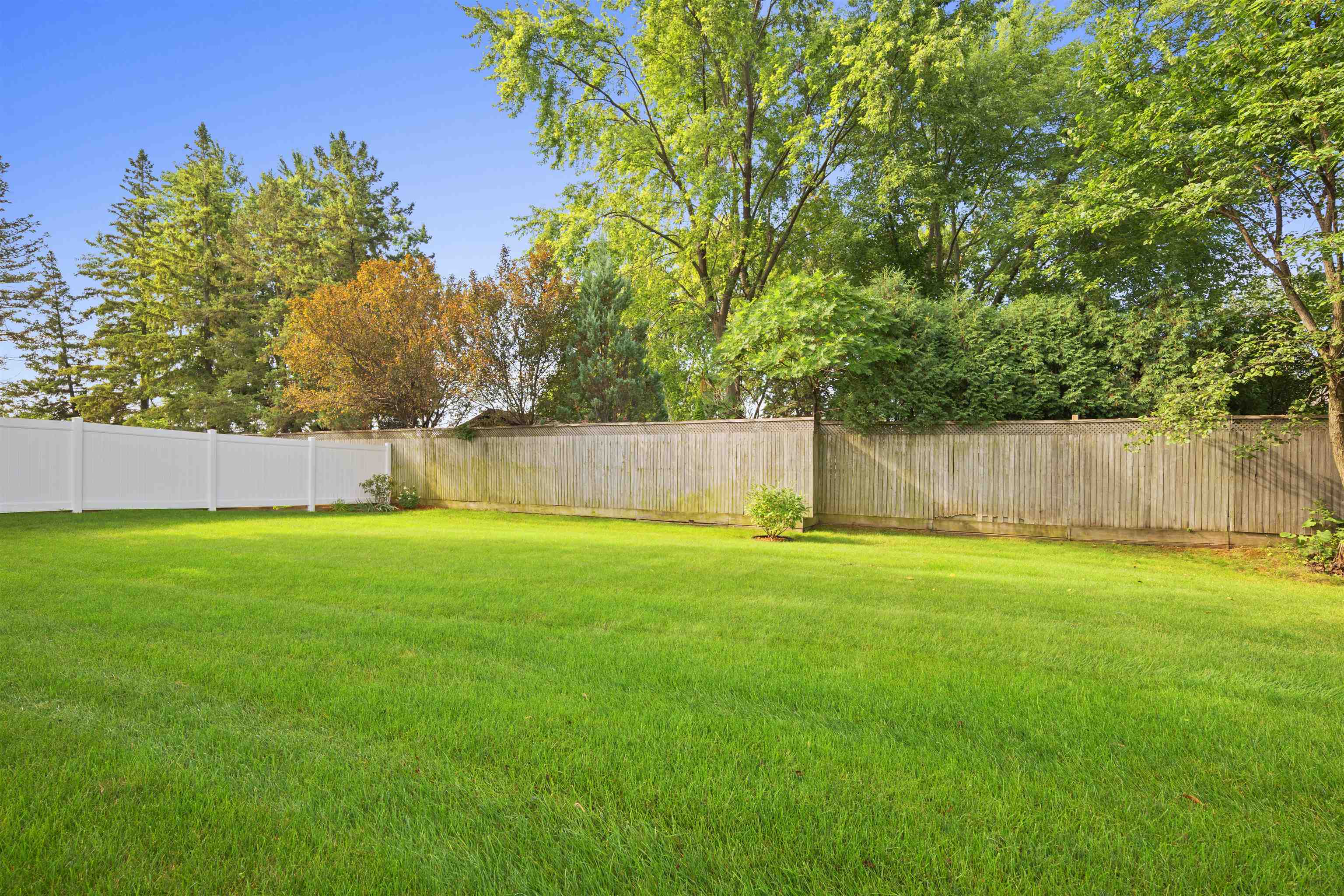 1855 Southbridge Road De Pere, WI 54115 - Photo 41 of 44