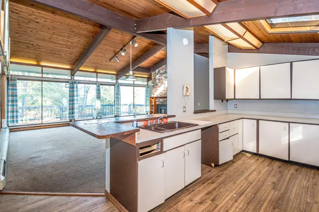 $395,000 | 109 Wylie Court, Conway, NH 03813