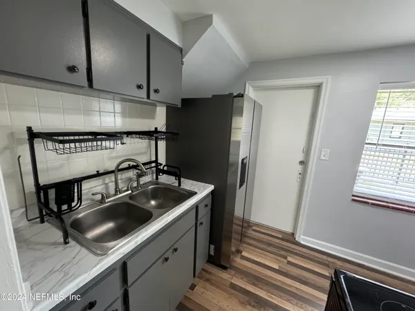 $1,400 | 1284 Ingleside Avenue, Jacksonville, FL 32205