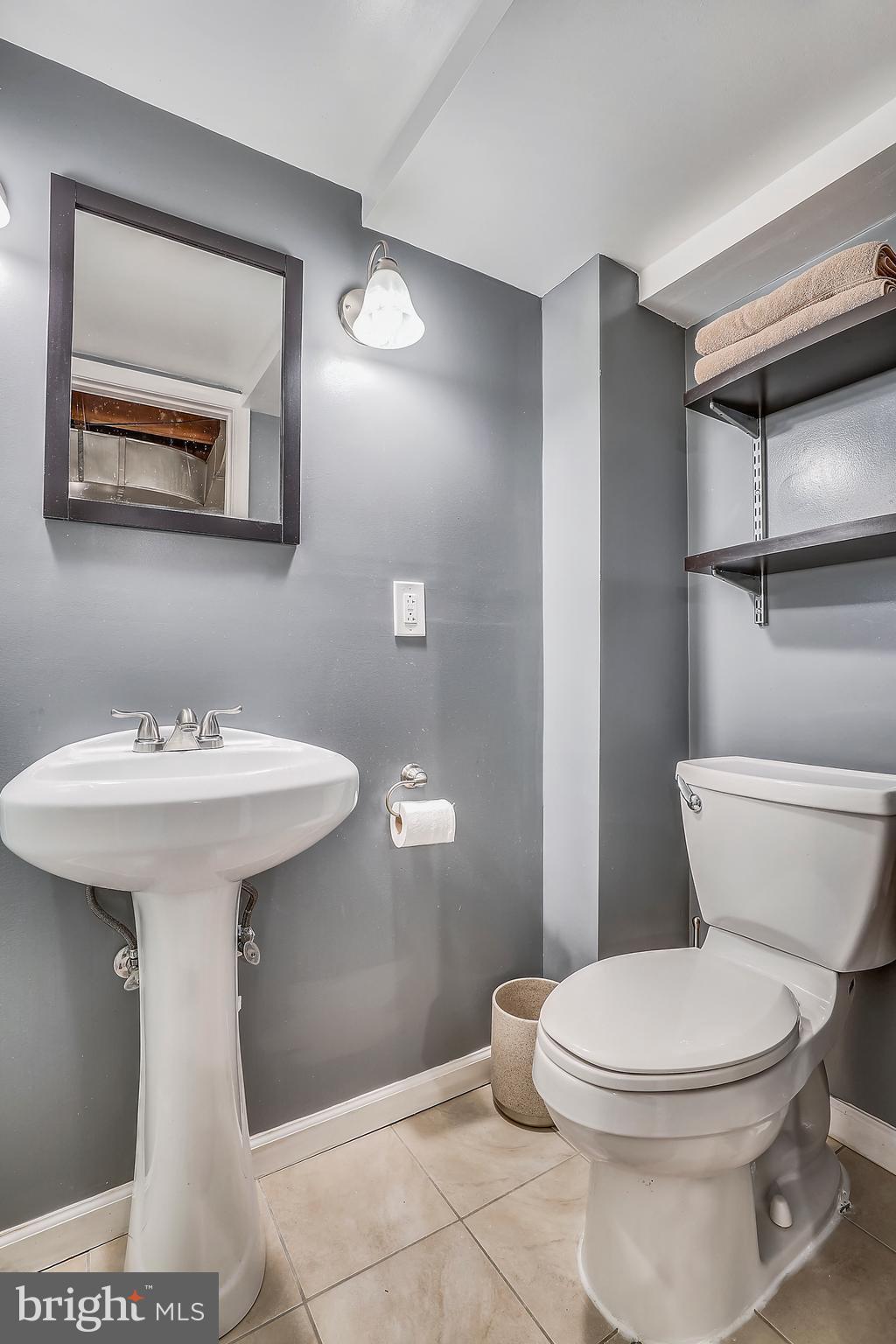 208 Overbrook Road Baltimore, MD 21212 - Photo 19 of 26 Bath