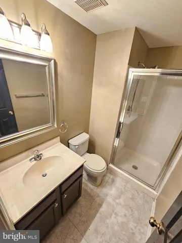 $2,700 | 13135 Lake Geneva Way, Germantown, MD 20874