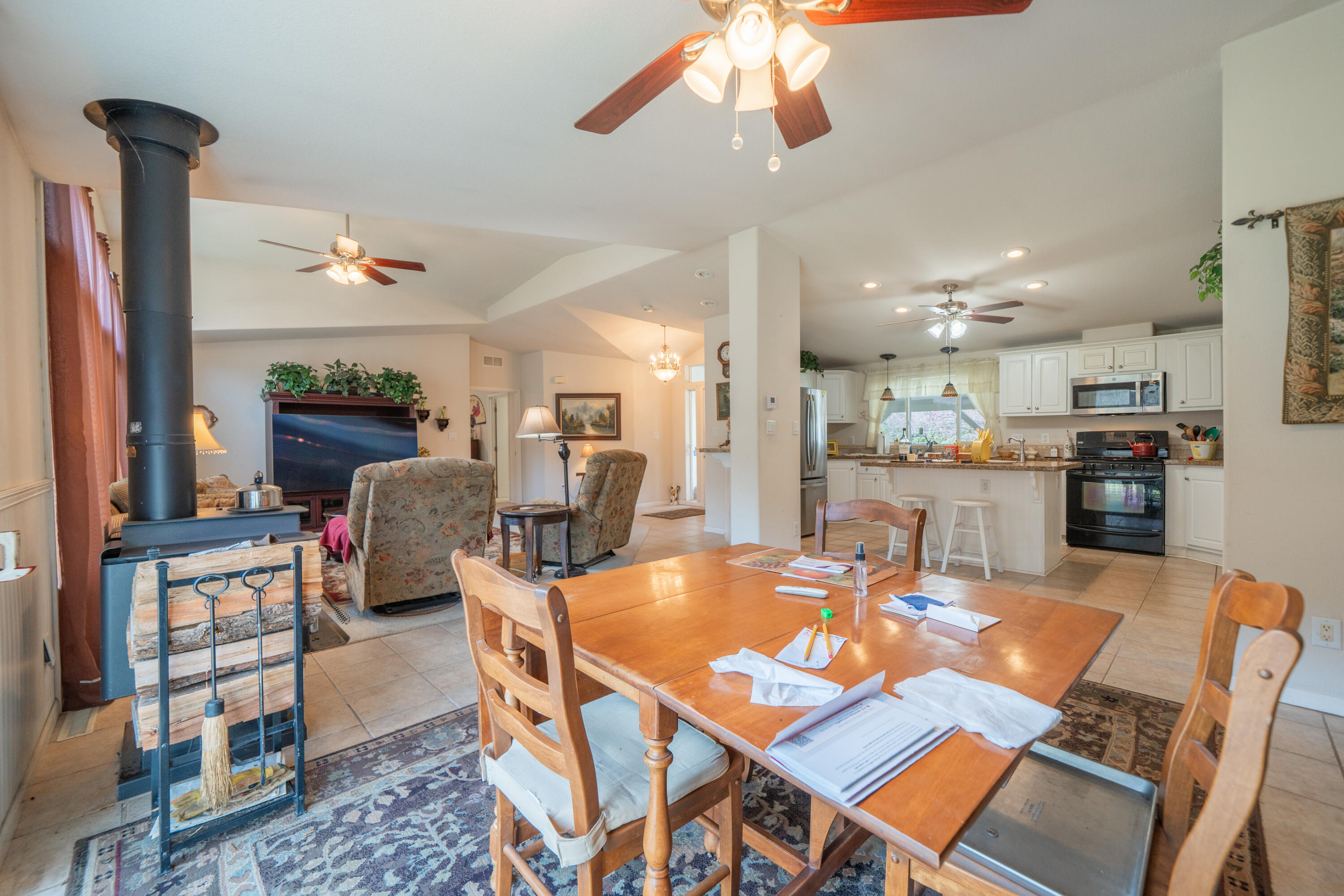 14925 Trinity Mountain Road French Gulch, CA 96033 - Photo 19 of 88 14925 Trinity Mountain Rd-19