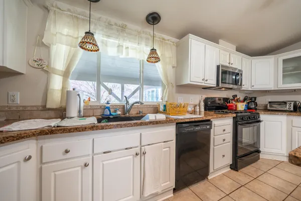 $389,000 | 14925 Trinity Mountain Road, French Gulch, CA 96033