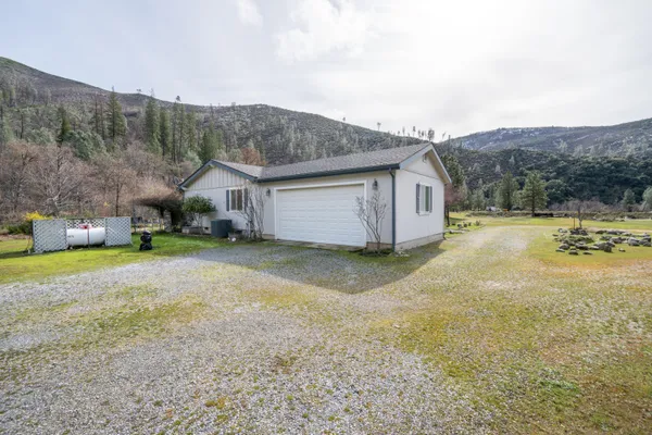 $389,000 | 14925 Trinity Mountain Road, French Gulch, CA 96033