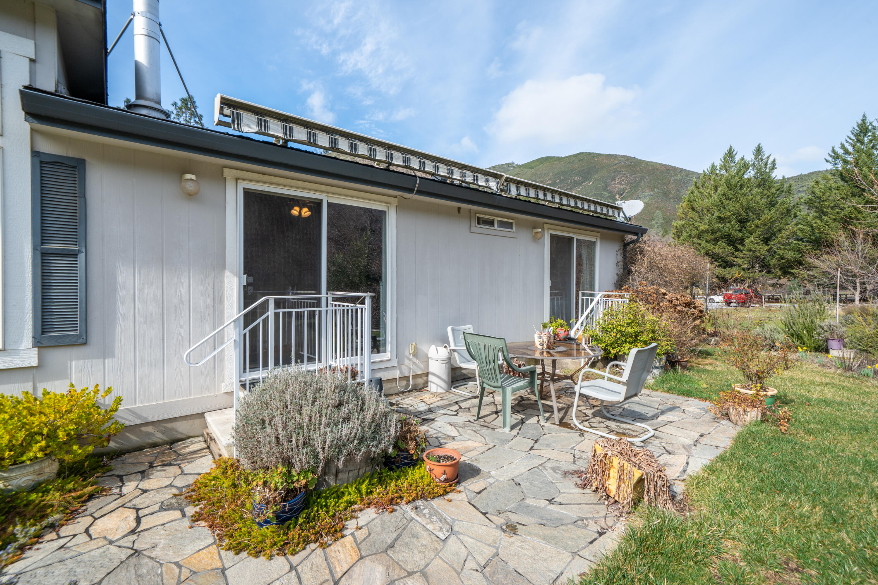14925 Trinity Mountain Road French Gulch, CA 96033 - Photo 40 of 88 14925 Trinity Mountain Rd-40