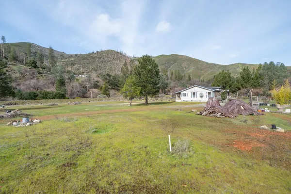 $389,000 | 14925 Trinity Mountain Road, French Gulch, CA 96033