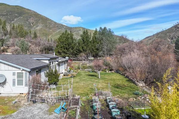 $389,000 | 14925 Trinity Mountain Road, French Gulch, CA 96033