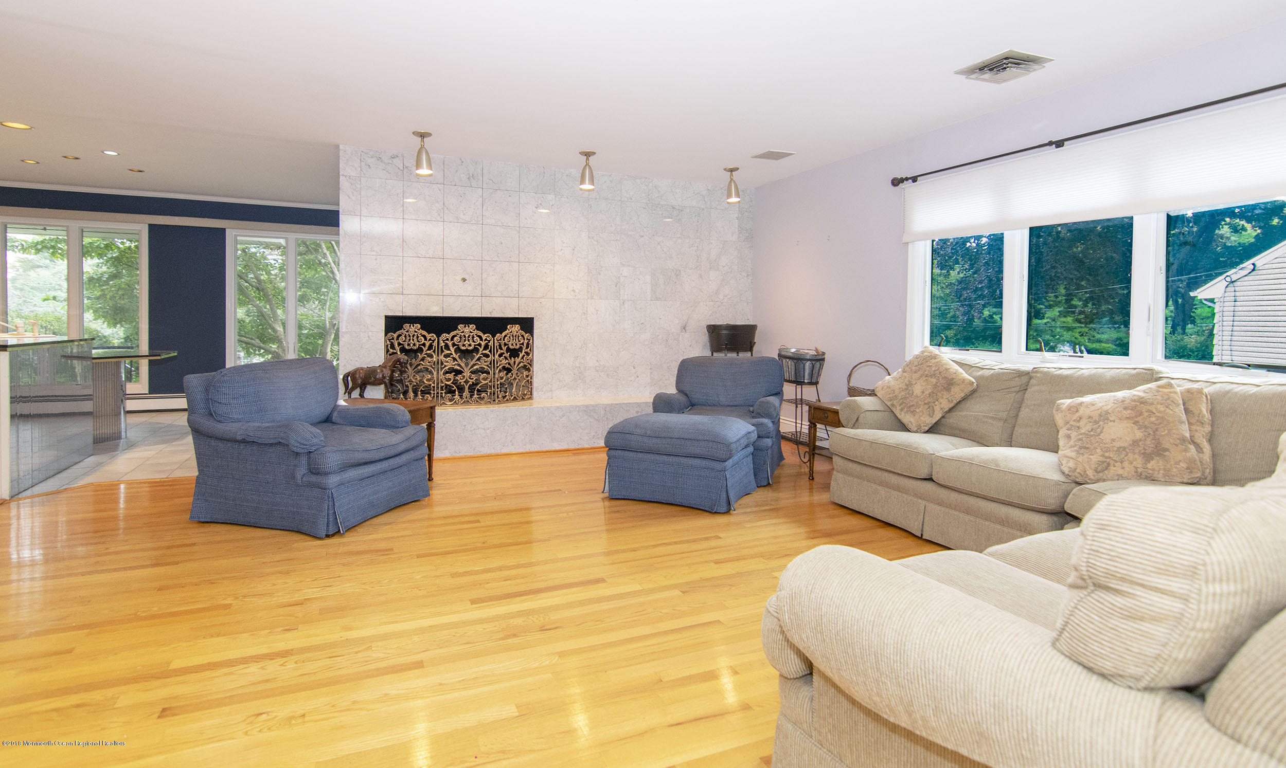 612 Valley Road Brielle, NJ 08730 - Photo 10 of 27 Living 2