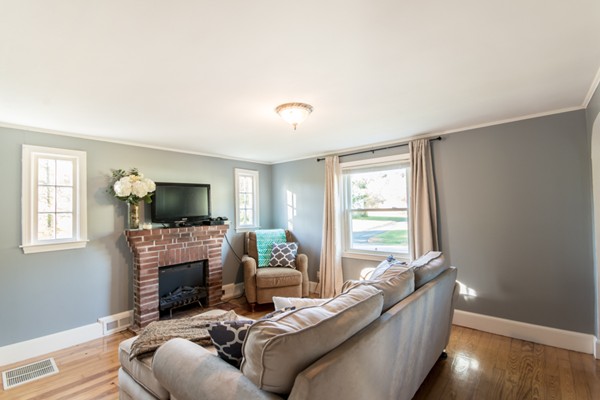 11 Worcester Street Taunton, MA 02780 - Photo 11 of 26