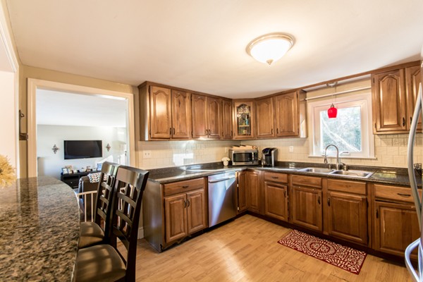 11 Worcester Street Taunton, MA 02780 - Photo 6 of 26