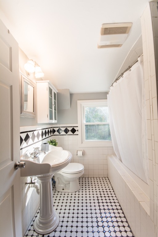 11 Worcester Street Taunton, MA 02780 - Photo 9 of 26