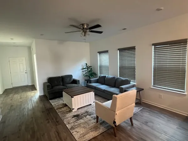 $389,900 | 335 Canonbury Drive, Lebanon, TN 37087