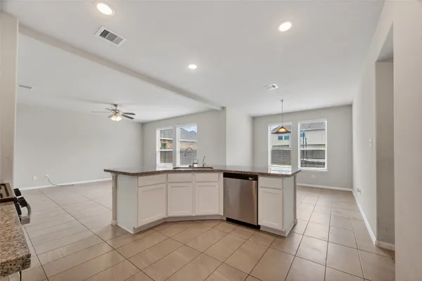 $2,395 | 2903 Painted Sunrise Trail, Houston, TX 77045