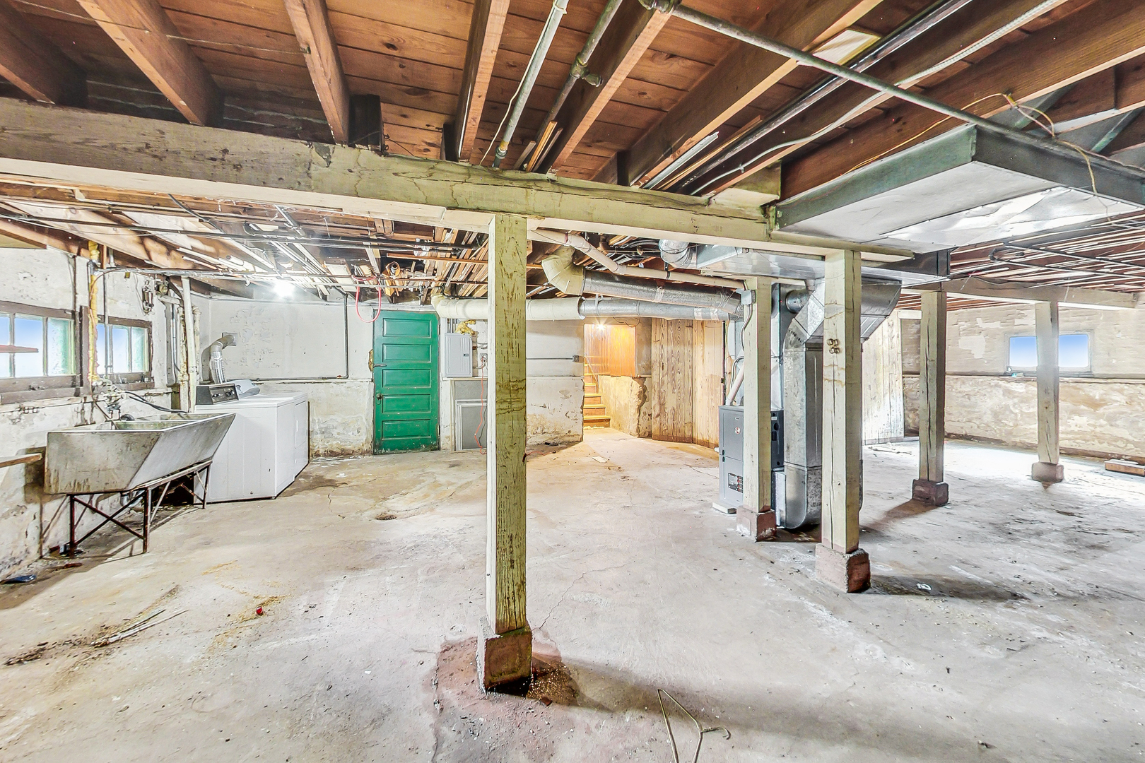 225 Herrick Road Riverside, IL 60546 - Photo 29 of 42 a view of a room with wooden floor