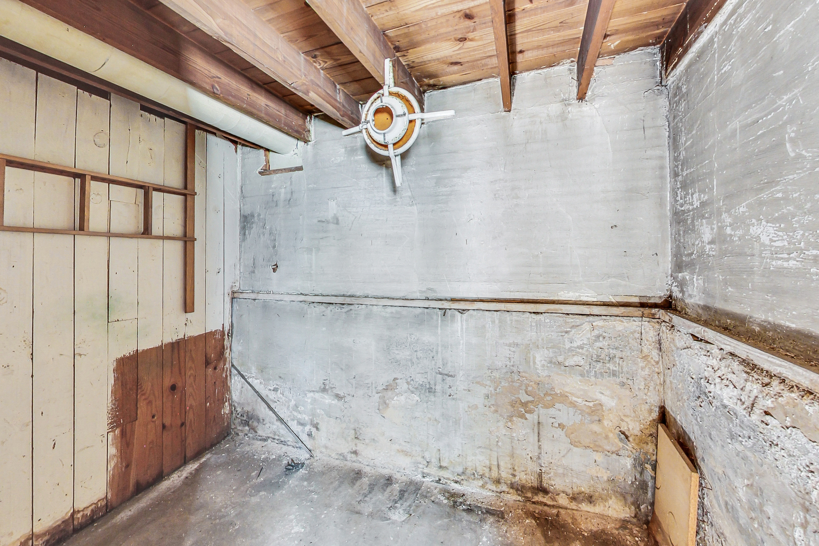 225 Herrick Road Riverside, IL 60546 - Photo 31 of 42 a bathroom with a shower