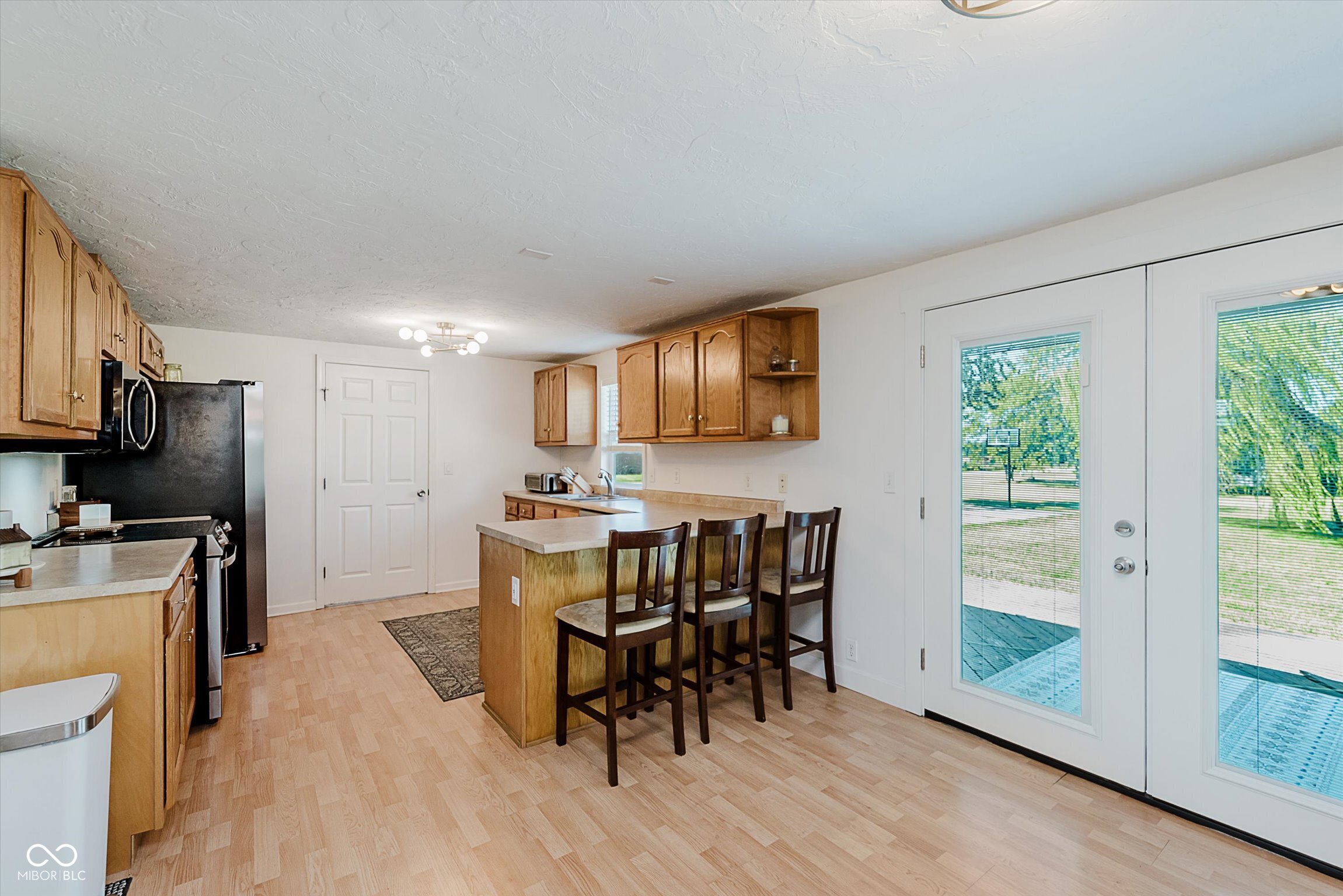 405 North Country Club Road Muncie, IN 47303 - Photo 8 of 29 Gallery Image 8