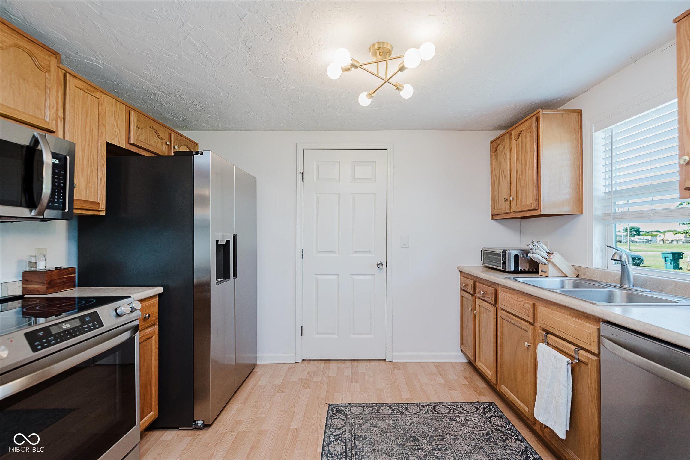 405 North Country Club Road Muncie, IN 47303 - Photo 10 of 29 Gallery Image 10