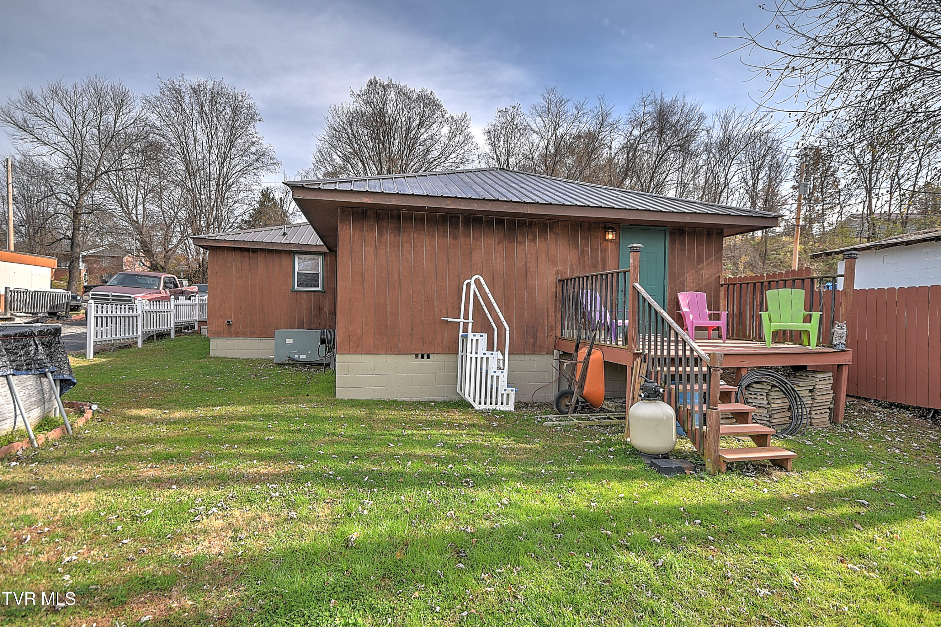 227 Old Beason Well Road Kingsport, TN 37660 - Photo 12 of 44 225 New Beason Well DP-37