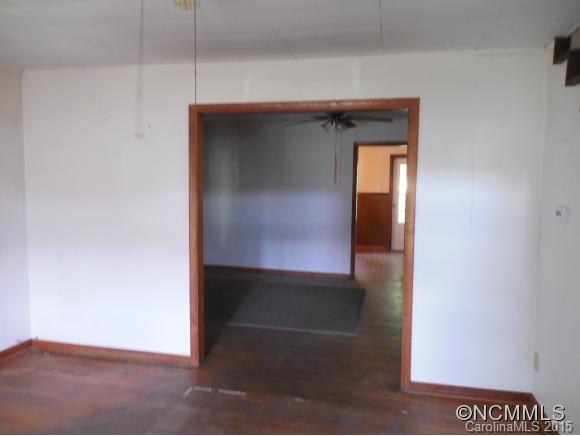 138 West Buckeye Road Swannanoa, NC 28778 - Photo 2 of 12 Gallery Image 2